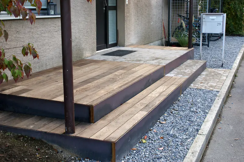 gartenbau_jangarten_ueberdacht-eingang-portal_bern