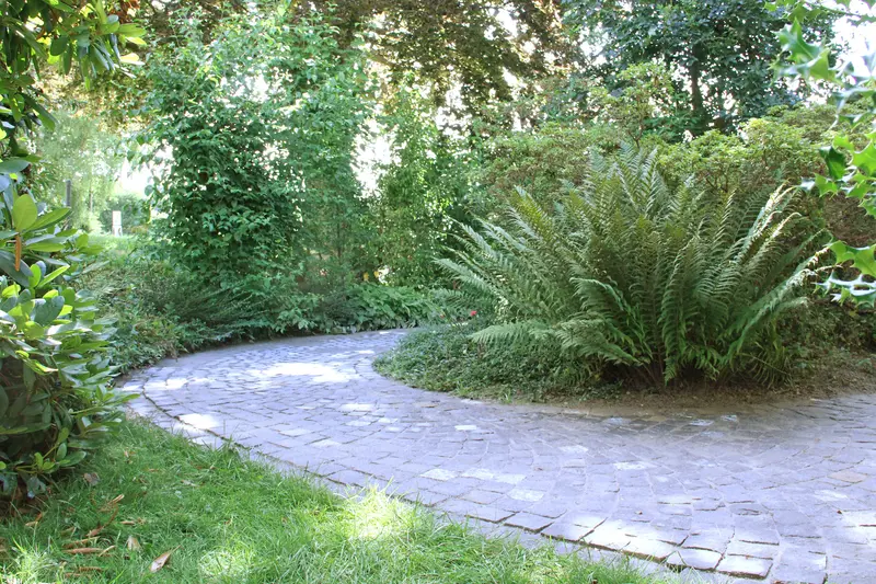 traditionshandwerk_jangarten_bogenpflaesterung-vorgarten_muri-bern