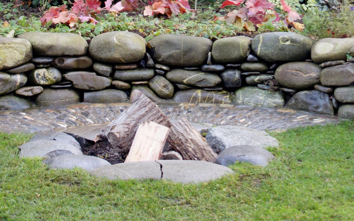 traditionshandwerk_jangarten_trockenmauer-pflaesterung-garten_guemligen